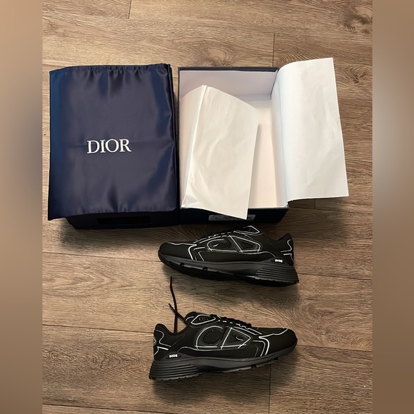 Dior Shoes - B30 size 6 in women’s